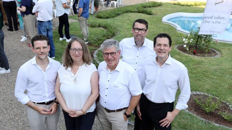 Fest von EWMG, WFMG und MGMG: Sommerliches Netzwerken vor dem Haus Erholung