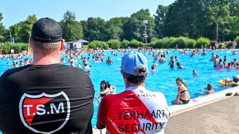Nach Polizeieinsatz im Badezentrum Bockum: Messer sichergestellt – Stadt Krefeld überprüft Sicherheitskonzept
