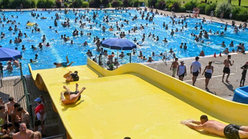 50 bis 70 Beteiligte: Badezentrum Bockum nach Massenschlägerei geräumt
