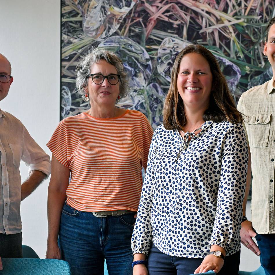 Brigitte Baldauf stellt aus: Slow Painting – Premiere für Ausstellung im Bühnenhaus Kevelaer