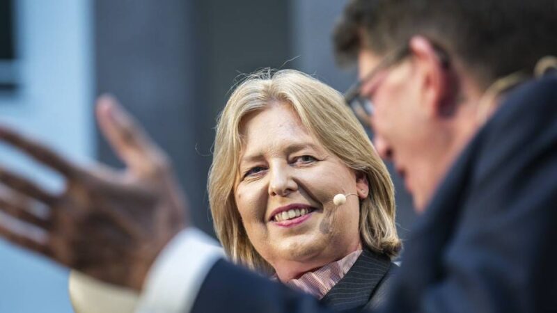 Netzwerken in Düsseldorf: Bundesministerin Bärbel Bas stellt sich den Fragen beim Ständehaus-Treff
