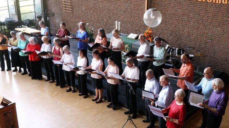 Musikfest für die Königin in Leverkusen: 150 Jahre Bielertkirche – Jubiläum im Ausweichquartier