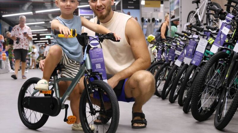 Erstes Geschäft im „Corner 82“ in Leverkusen eröffnet: Decathlon ist nach 16 Jahren Warten endlich da
