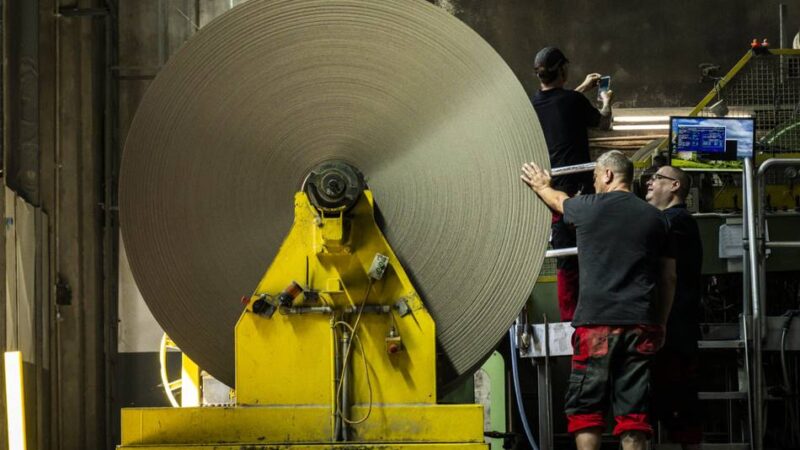 Letzter Tag nach 140 Jahren: Papierfabrik in Bilk beendet Produktion – „Wir waren wie eine Familie“