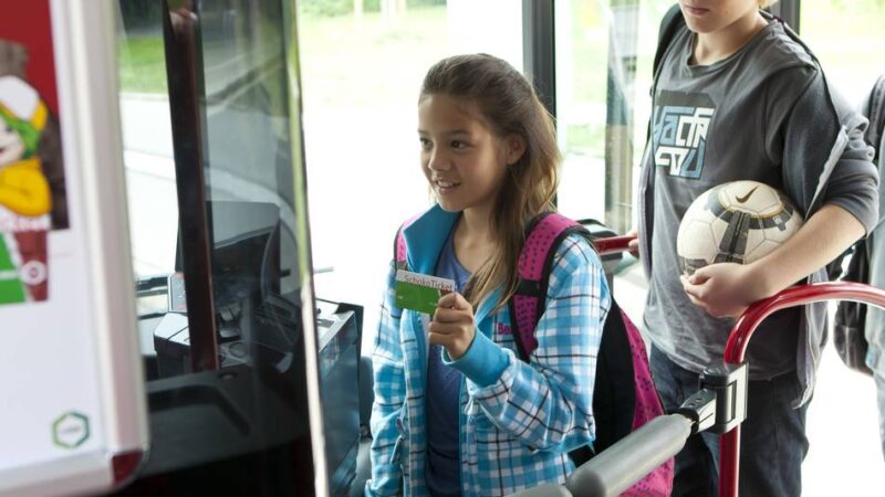 Rheinbahn und die Stadt informieren: Meerbusch kehrt zurück zum „Schokoticket“ – Wechsel beginnt