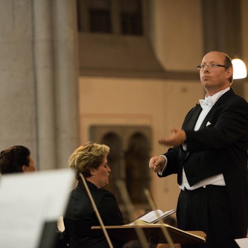Musikprojekt in Emmerich: Flashmob-Orchester feiert Premiere in der Kirche