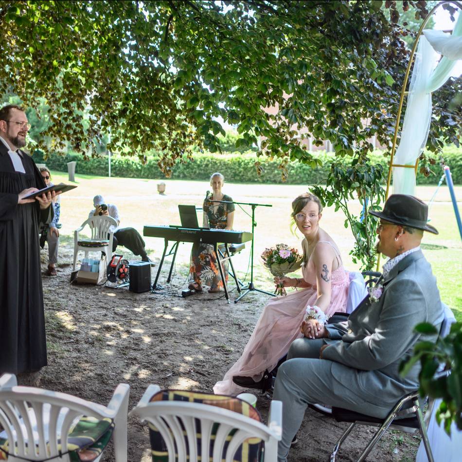 Aktion der evangelischen Kirche: So lief der Klever Hochzeitsmarathon in der Rekordhitze