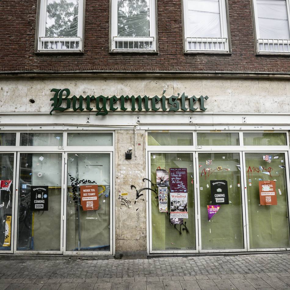 Burgermeister in Düsseldorf: Burgerkette hat 500.000 Euro Miete in der Altstadt gezahlt – aber noch keine Betriebserlaubnis