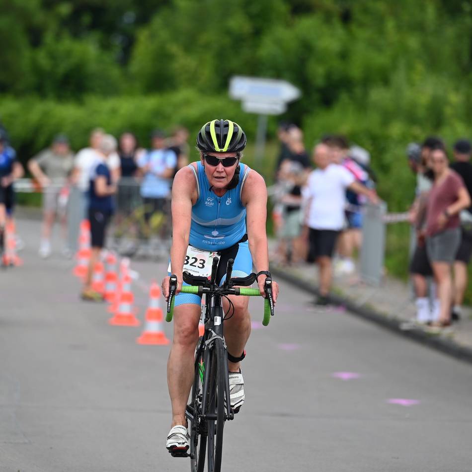 41. Hückeswagener ATV-Triathlon: Ausdauerathleten kämpfen gegen Zeit und Hitze