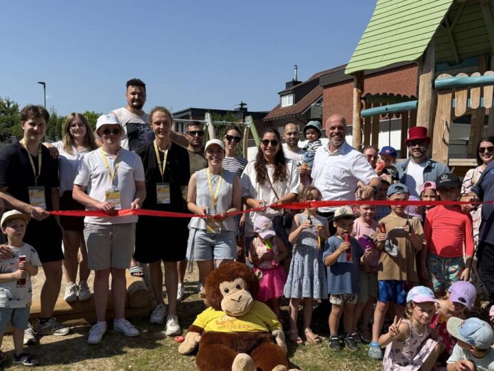Kinder in Grevenbroich planten  mit: Neuer Spielplatz „Auf dem Griessen“ eröffnet