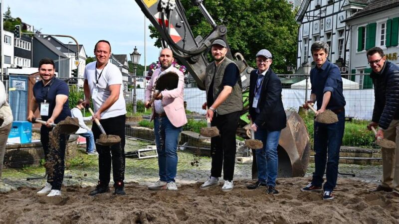 Umbau des Hückeswagener Wilhelmplatzes: Start für den „Platz für alle Generationen“