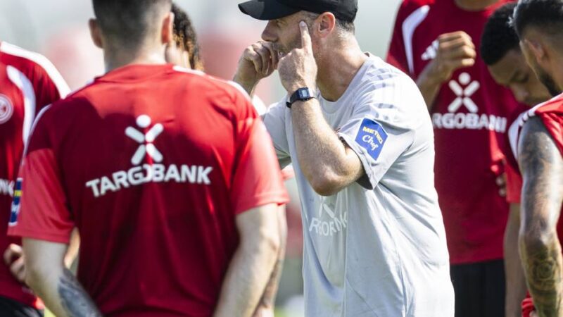 Lord, Czako und der Unbekannte: Zwei Torhüter unter Vertrag, drei beim Trainingsauftakt – Fortuna lässt Fans rätseln
