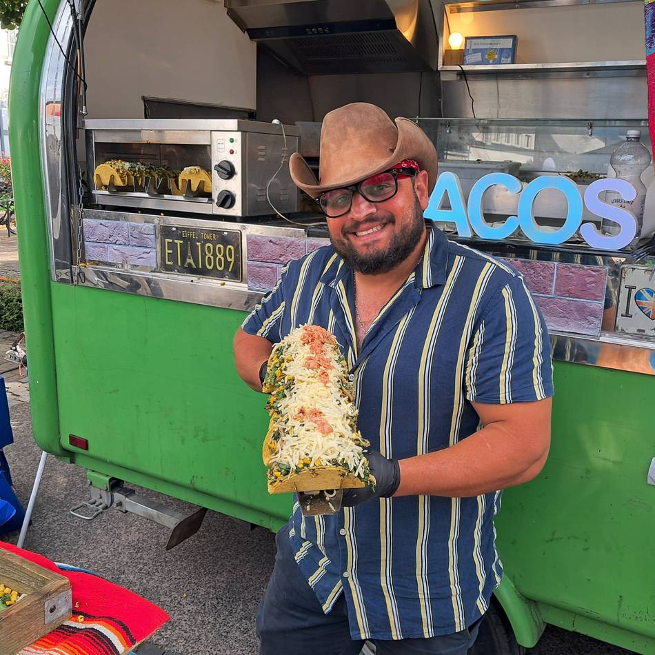 Jüchen setzt auf kulinarische Vielfalt: Radler belohnen sich nach ihrer Tour auf dem Feierabendmarkt