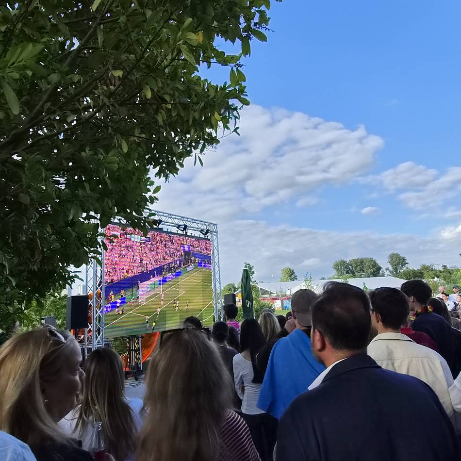 So erlebte Neuss den WM-Start: „Solche Veranstaltungen bringen unsere Stadt zusammen“