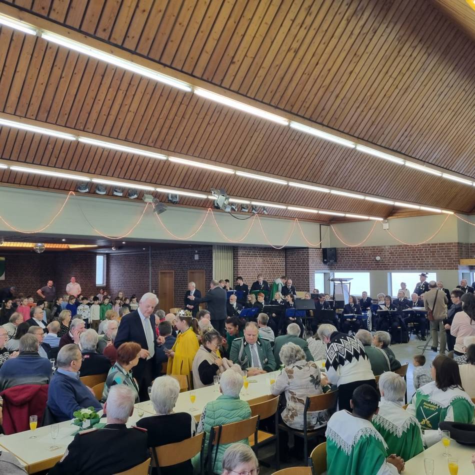 Fördermittel-Wegfall trifft Erkelenz: FDP mit harter Kritik an Landesregierung