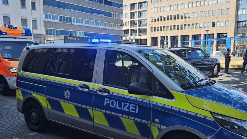 Gefährliche Körperverletzung in Mönchengladbach: Streit am Bismarckplatz eskaliert mit Messer