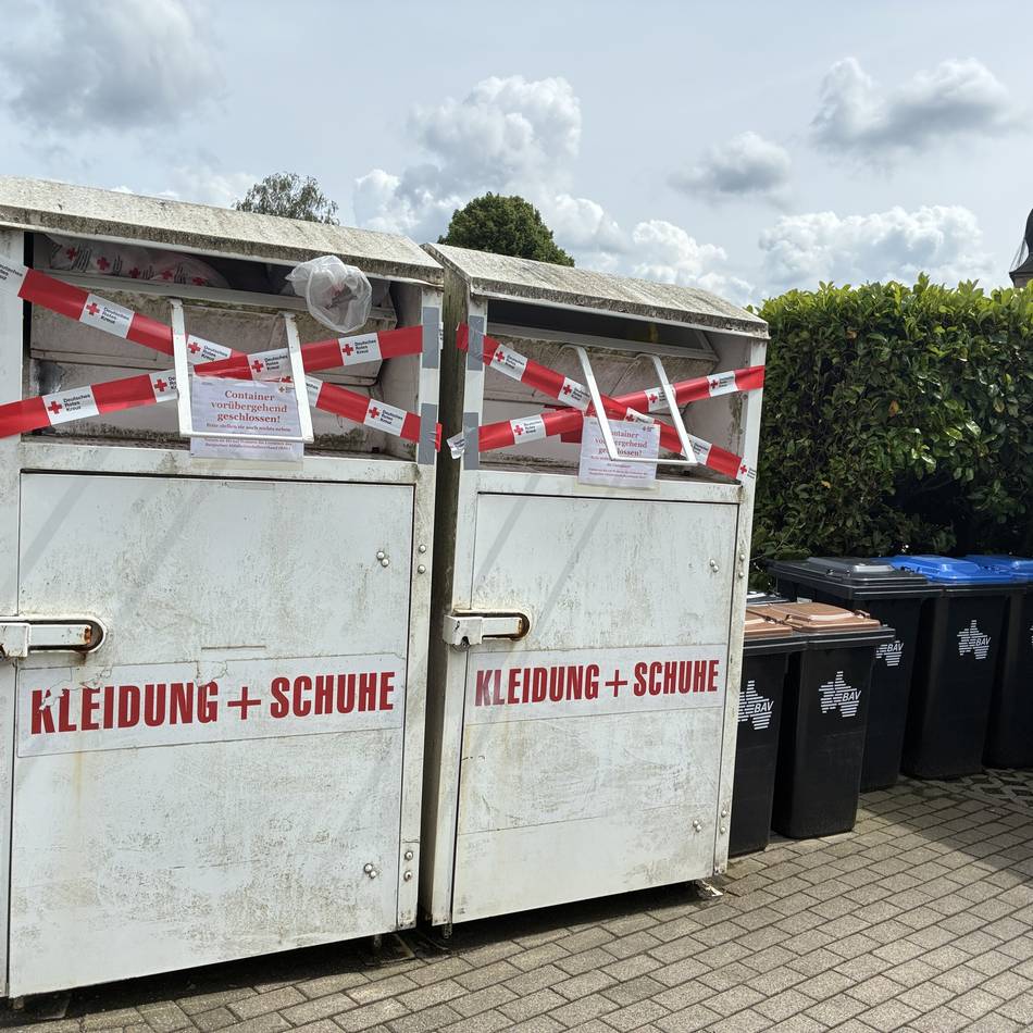 Altkleider-Sammlung in Wermelskirchen: DRK schließt vorübergehend alle Container
