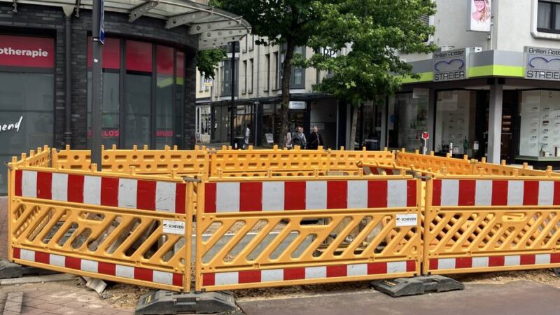 Schulstraße in Hilden: Stadtwerke-Baustelle dauert länger als geplant