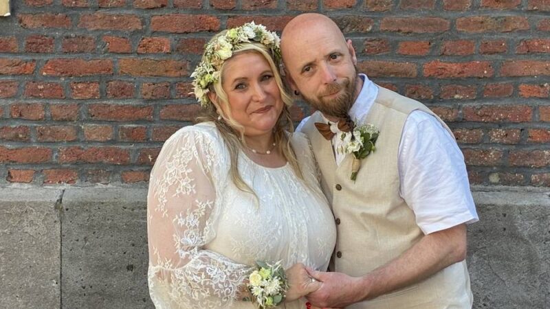 Besondere Aktion in Krefeld: „Einfach Heiraten“ – wie eine Aktion alte Träume weckt