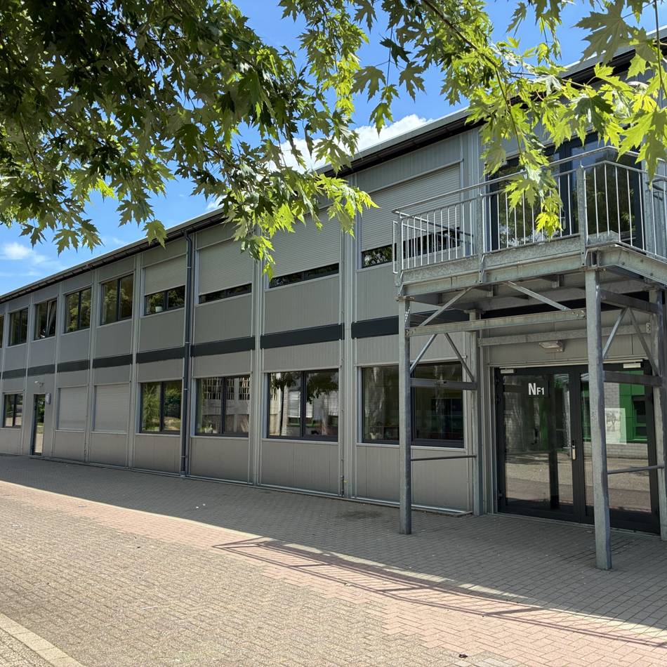 Hitzewelle in Wermelskirchen: Ventilatoren sollen Container-Klassen abkühlen