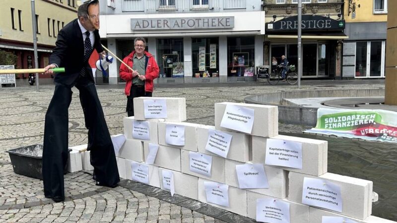 Kritik an geplanten Maßnahmen: Auch in Gladbach ein bisschen Protest gegen Gesundheitsreform