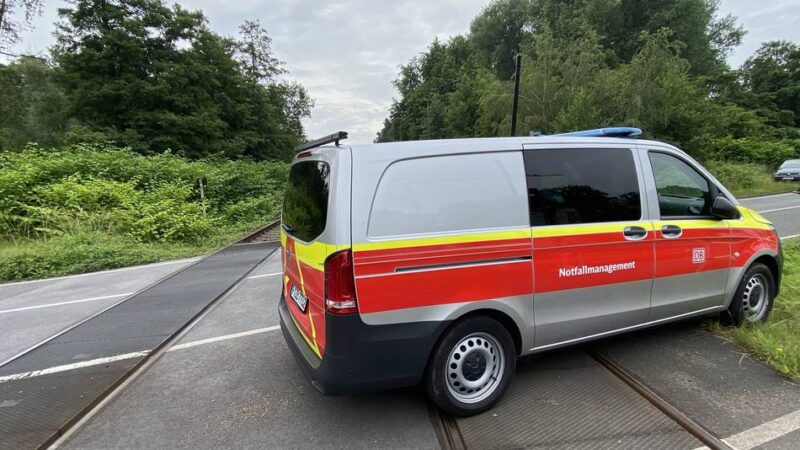 Vorfall in Geldern: Panne bei Bauarbeiten auf der Bahnstrecke