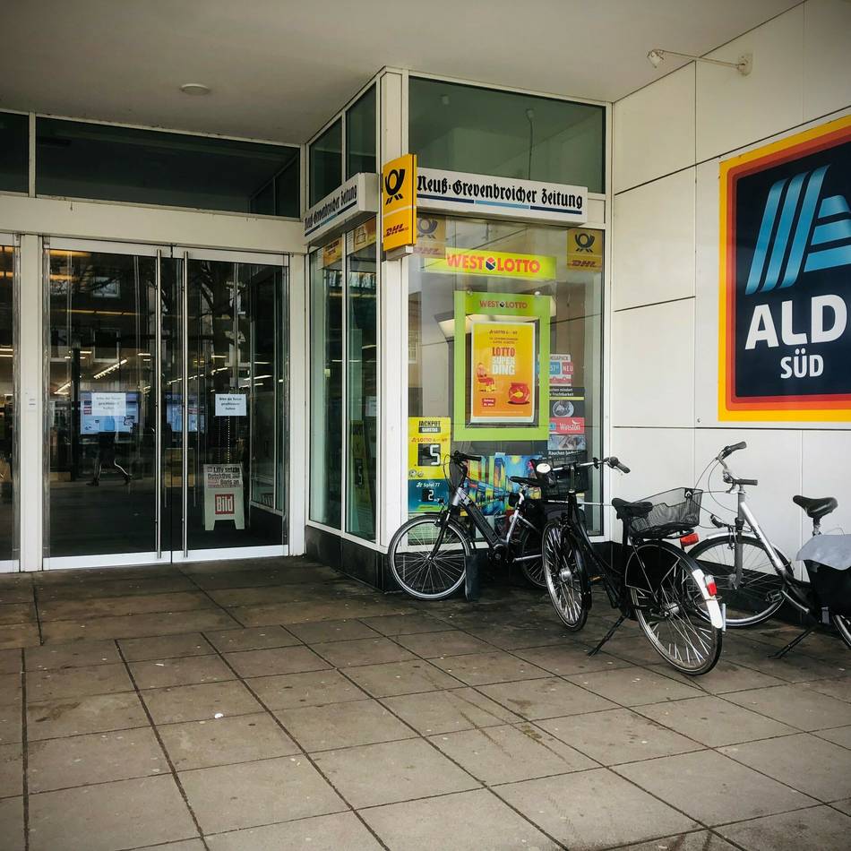 Rund um das Neusser Kreishaus: SPD und CDU wollen Kurs gegen Drogenszene verschärfen
