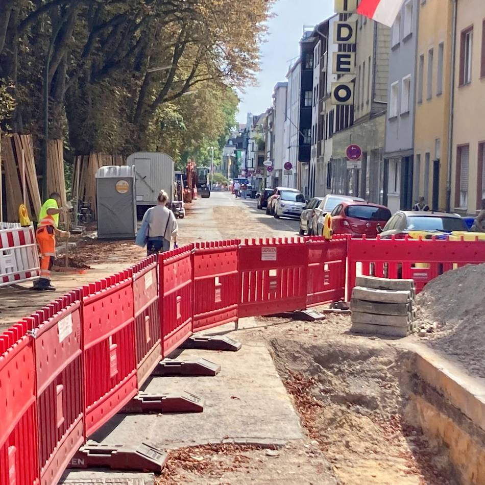 Neue Straßensperrung in Neuss: Bauarbeiten Erftstraße – Einfahrt in Büttger Straße ab Ende Juni dicht