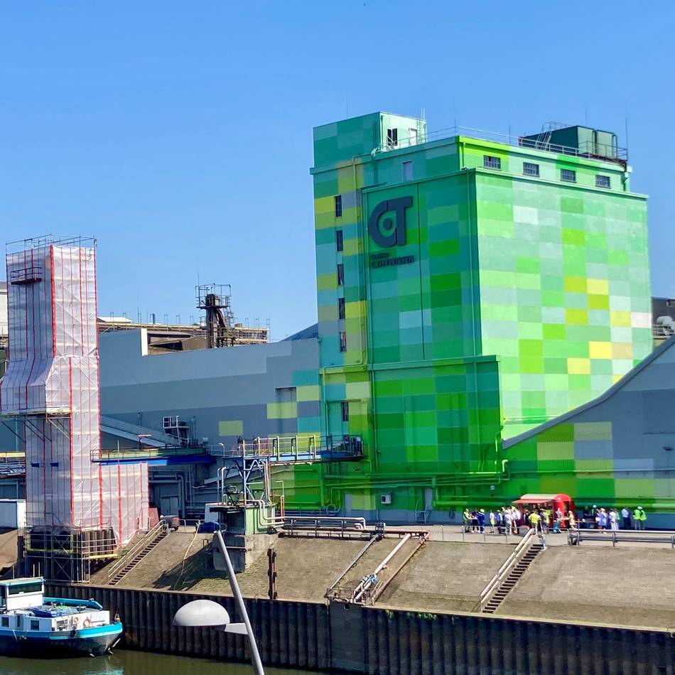 Thywissen-Ölmühle umgestaltet: Farbklecks für die Neusser Hafen-Skyline