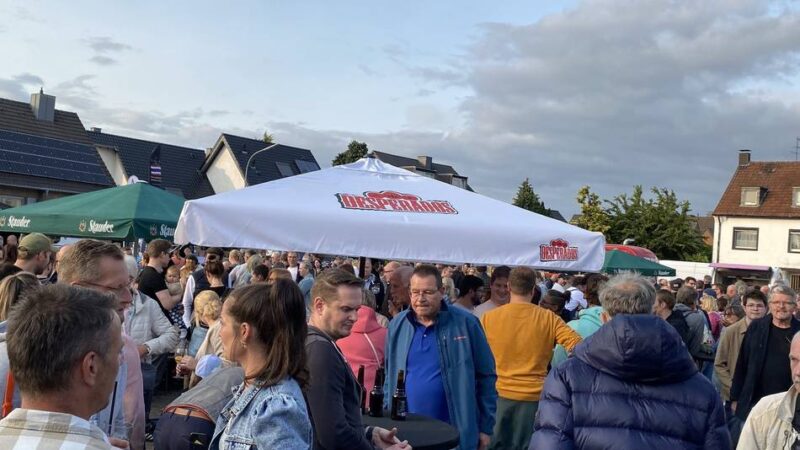 Feierabendmarkt in Korschenbroich: Knapp 20 Foodtrucks kommen zu „Kleinenbroich köstlich“
