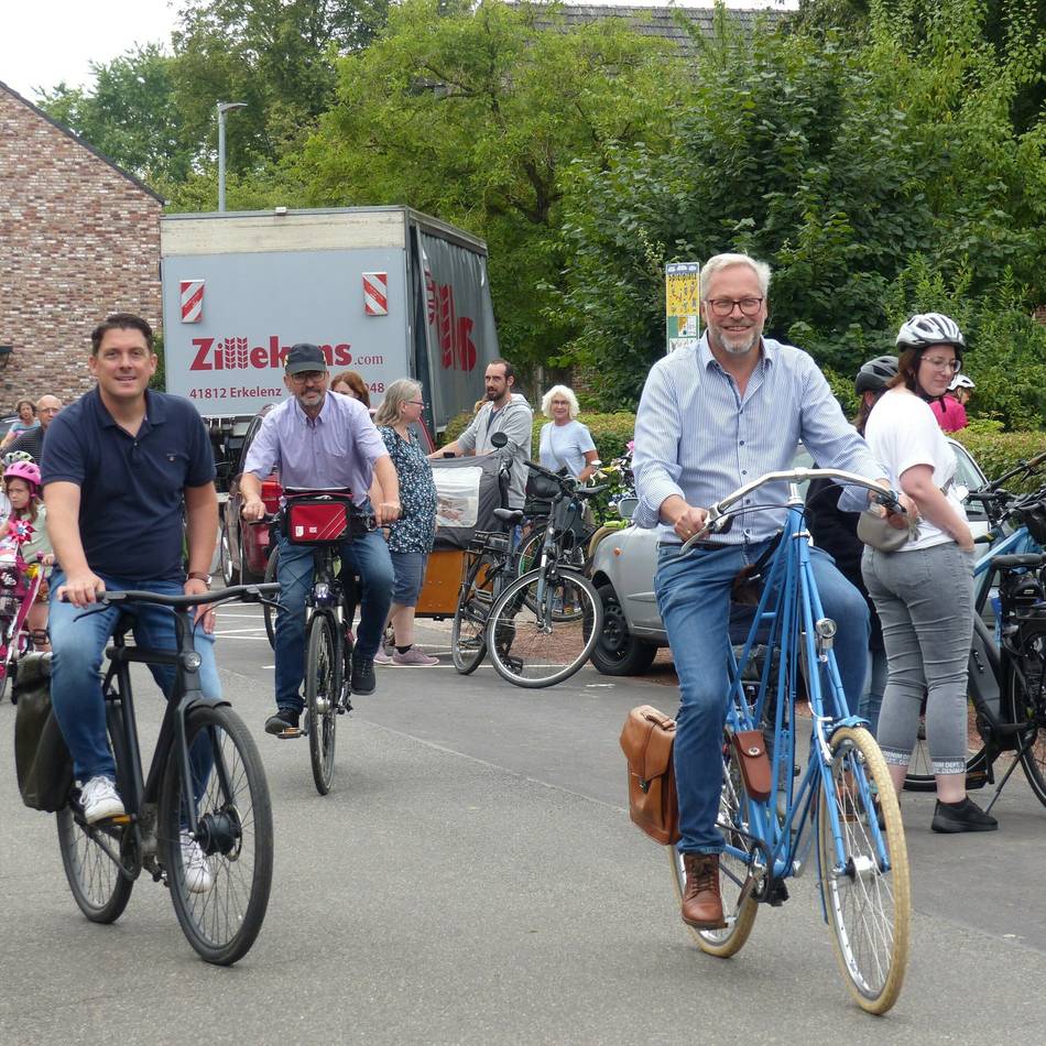 Traditionelles Dorffest in Tenholt: Angerfest lockt mit Musik, Radsport und Familienprogramm