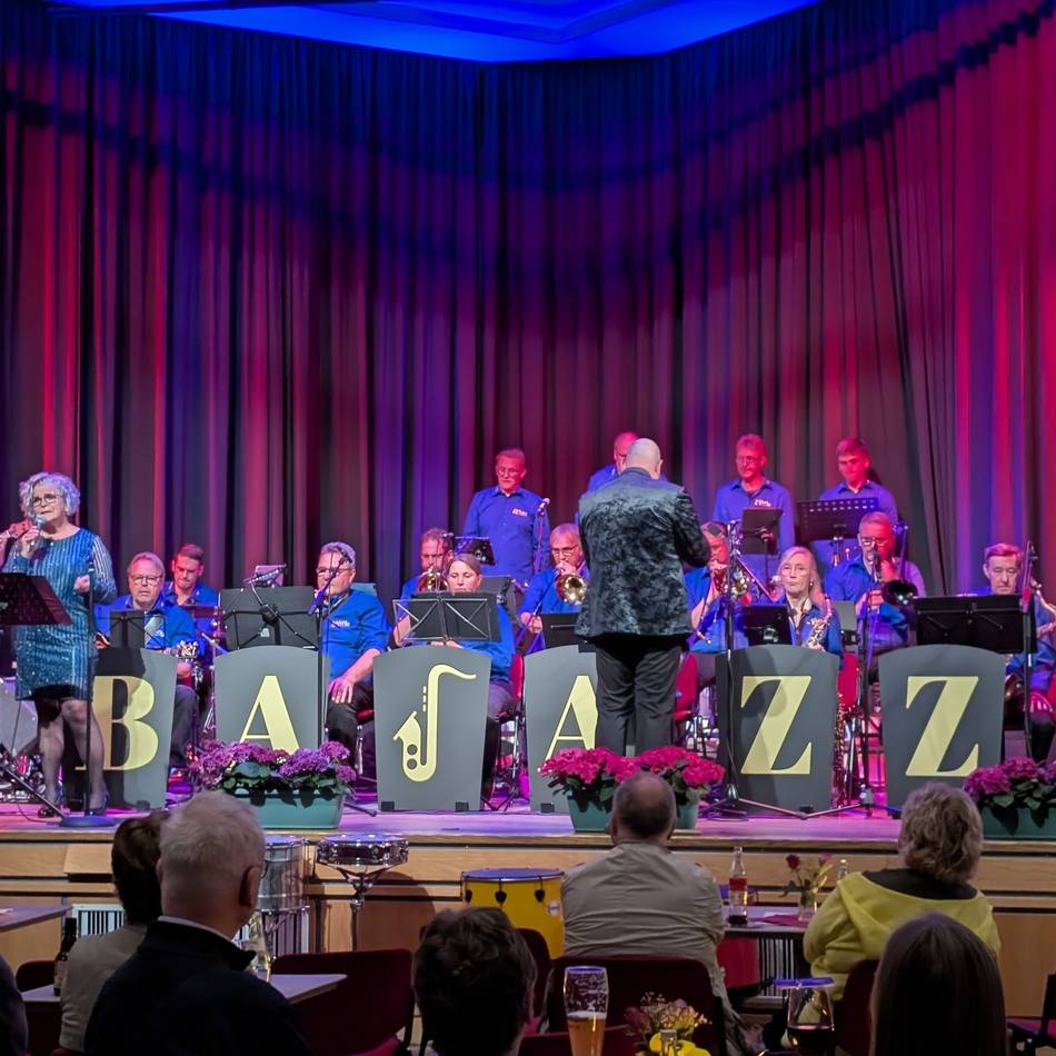 Bigband-Jazz in Rees: Bajazzo freut sich auf Konzert-Highlight mit Grammy-Gewinner