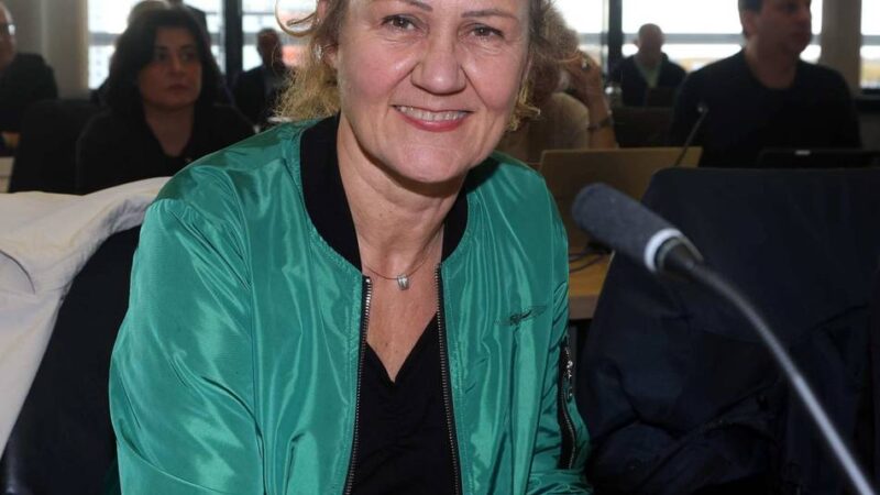 Kritik an Stadtvorschlag zu Bürokratieabbau: Grüne fordern schlankere Vergaberegeln für Leverkusen