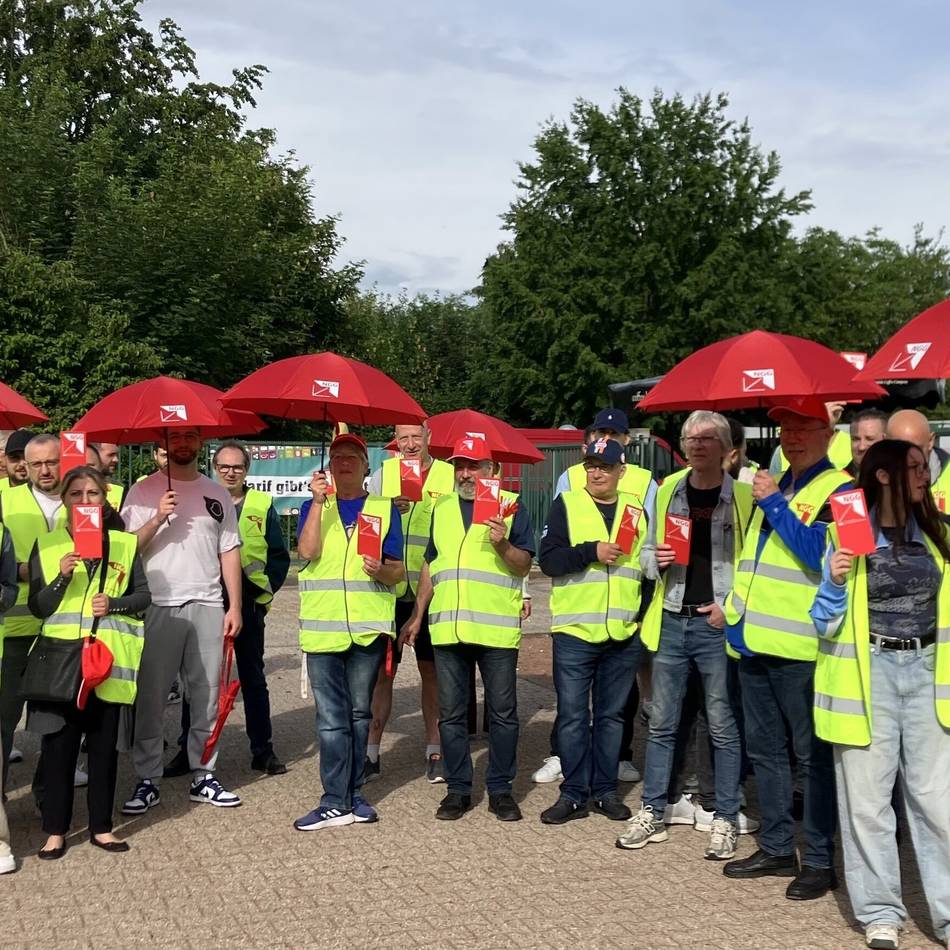 Streik bei Chipsfabrik in Grevenbroich: „Mein Mann und ich können uns dieses Jahr keinen Urlaub leisten“