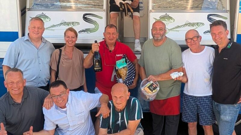 Hamburger Fischmarkt in Wermelskirchen: Die Marktschreier sind los