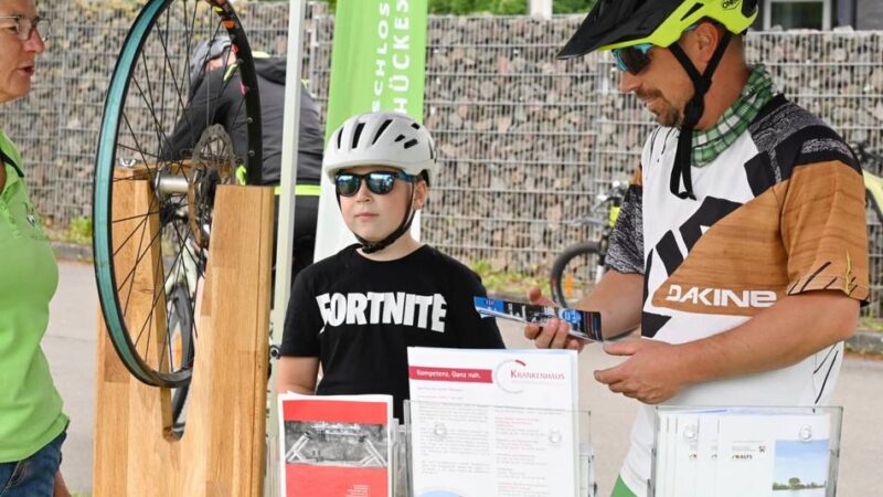 Trassen-Treffen auch in Hückeswagen, Radevormwald und Wipperfürth: Fahrrad-Event mit Radtour, Stempelaktion und vielen Informationen