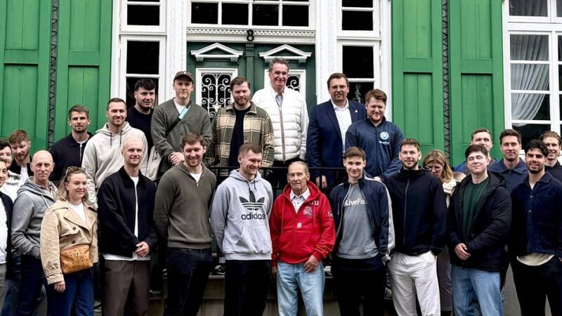 Besondere Stadtführung in Radevormwald: Handball-Bundesligist BHC erkundet die Stadt kulinarisch
