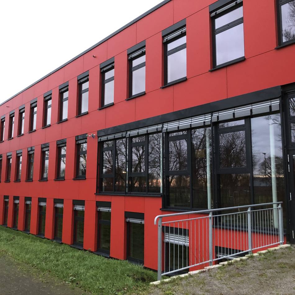 Platznot in Rheinberger Gesamtschule: Großer Aufwand und hohe Kosten für zusätzliche Klassen in der Europaschule