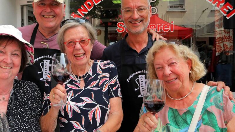 Dritte Gourmetmeile in Rheinberg: Nachbarschaften wünschen guten Appetit