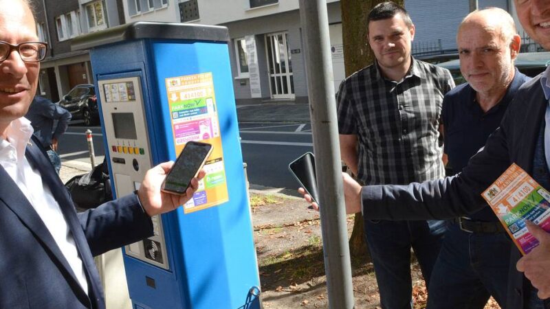Neues Parkraumkonzept für Neuss kommt: Parkgebühren-Erhöhung in Neuss vorerst gestoppt