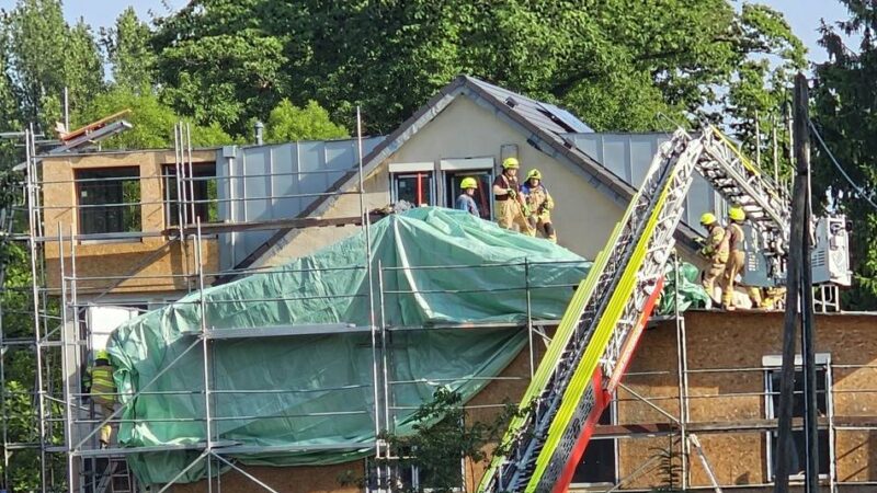 Hückeswagener Feuerwehr: Dachstuhlbrand in Westenbrücke sorgte für zwei Einsätze binnen 24 Stunden