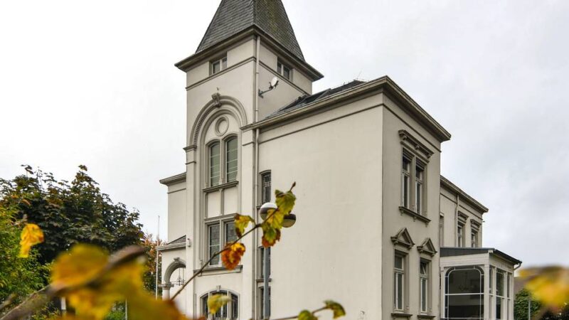 Gemeinde Grefrath sucht Nachnutzer: Was wird aus dem alten Rathaus in Oedt?