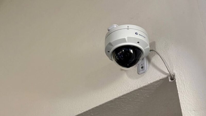 Sicherheits-Verschärfung  : Stadt Neuss setzt jetzt dauerhaft auf Videoüberwachung