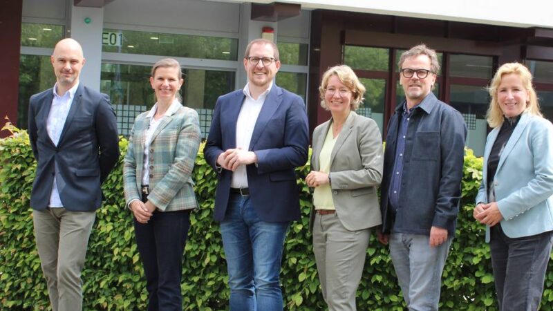 Nachbarschaftlicher Austausch: Belgischer Unterrichtsminister zu Besuch am Klever Berufskolleg