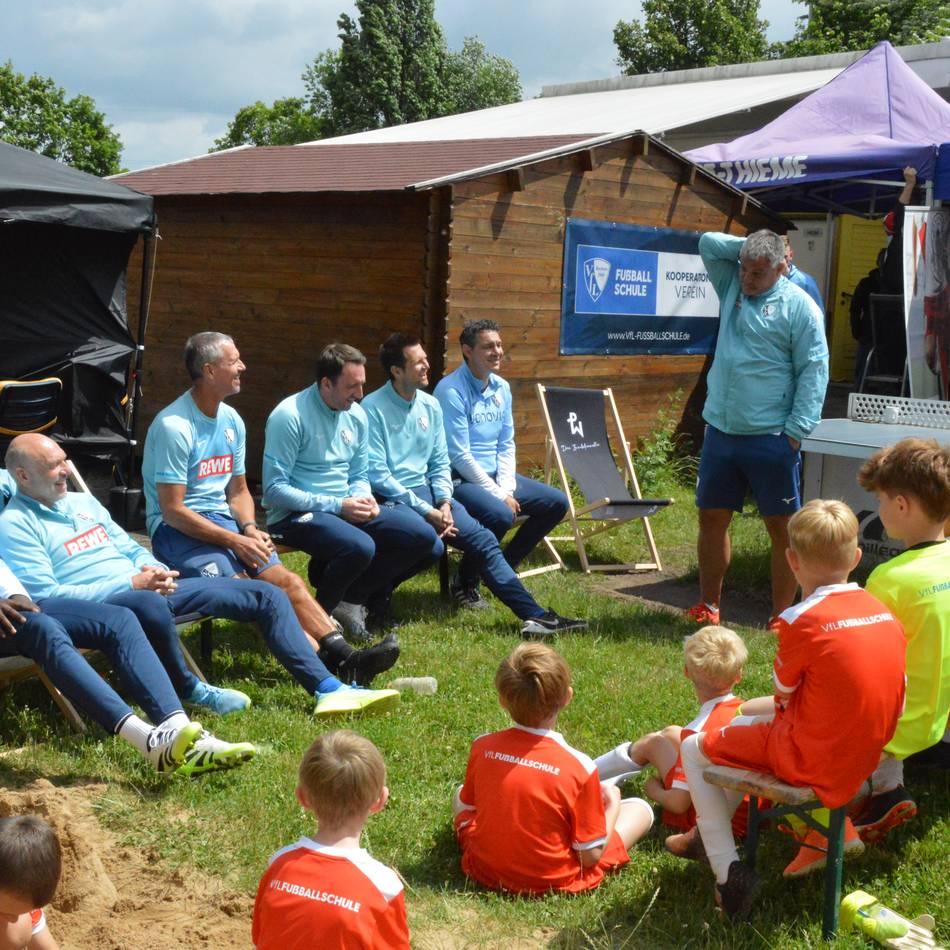Fußballcamp in Wermelskirchen: Wenn Bundesliga-Erinnerungen auf den Sportplatz kommen