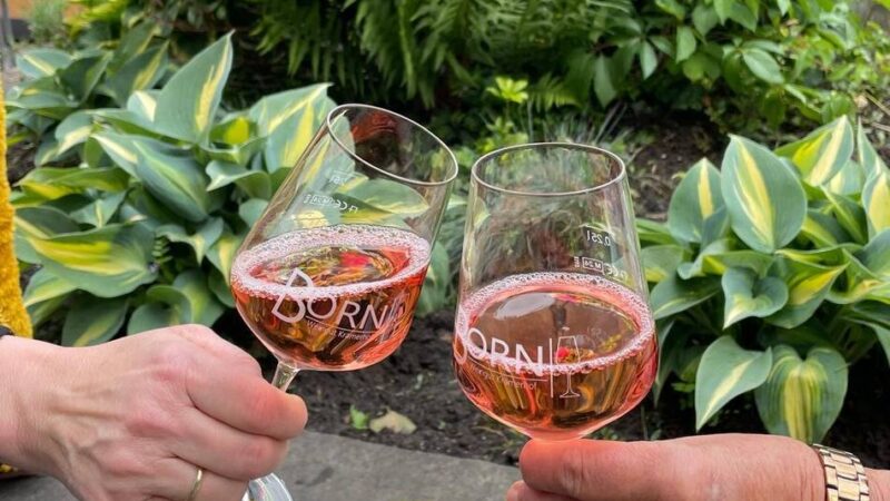 Leckere Tropfen in Hückeswagen: Weinfest zieht auf den Bahnhofsplatz