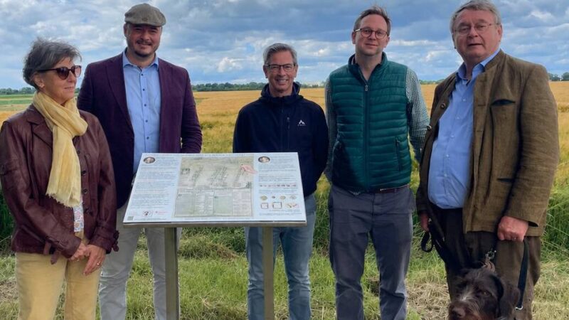 Dreißigjähriger Krieg: Neue Tafel erinnert an blutige Feldschlacht bei Wevelinghoven