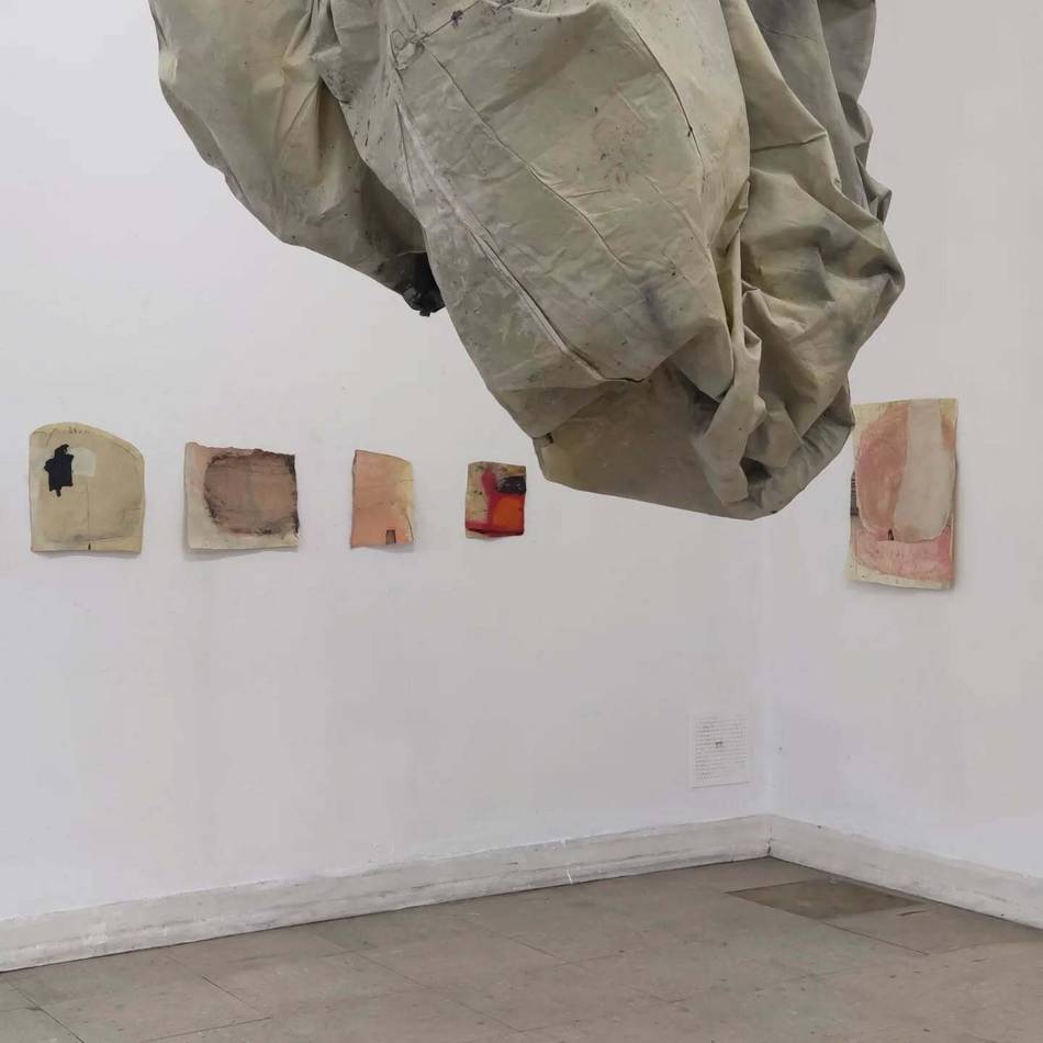 Ausstellung in Straelener Bauwagengalerie: Birgit Pardun fängt in ihrer Kunst das Menschsein ein