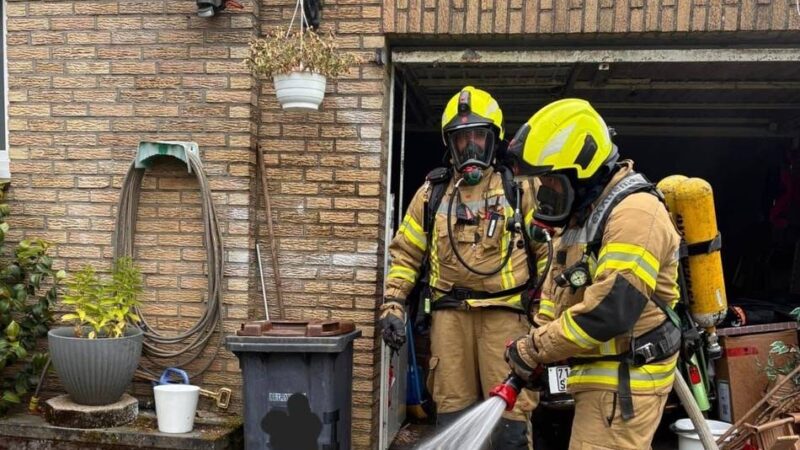 An der Nering-Bögel-Straße : Feuerwehr rückt zu Garagenbrand in Isselburg aus