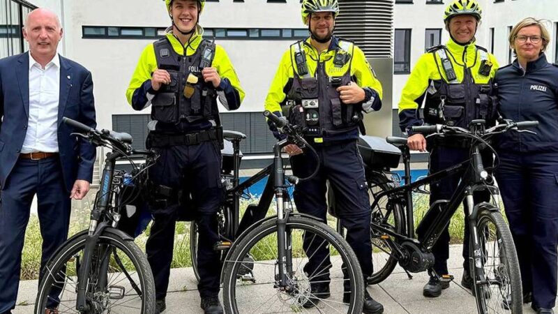 Mobil und umweltfreundlich: Polizei Mönchengladbach setzt auf Fahrradstaffel